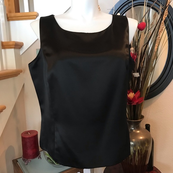 Free with Purchase of Vince Camuto - Picture 3 of 7